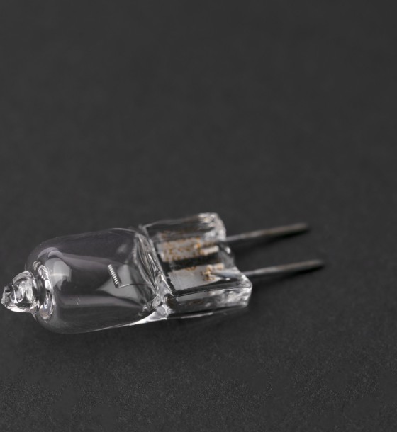مصباح الهالوجين  15 w /150 v