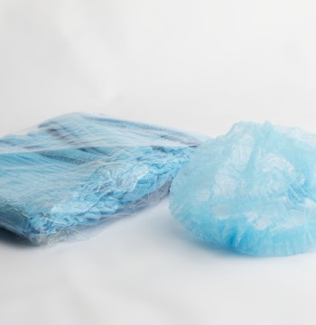 قبعة ممرضة زرقاء