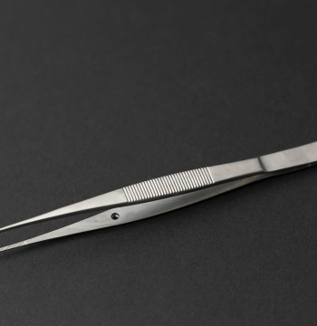 ملقط خياطه جراحي مستقيم ٢٥ قولد