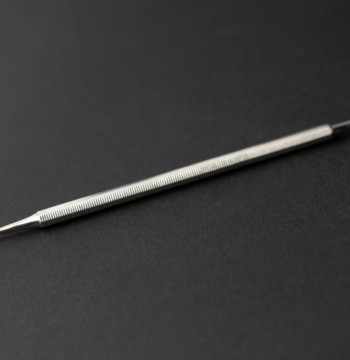 اداة حفر الاسنان